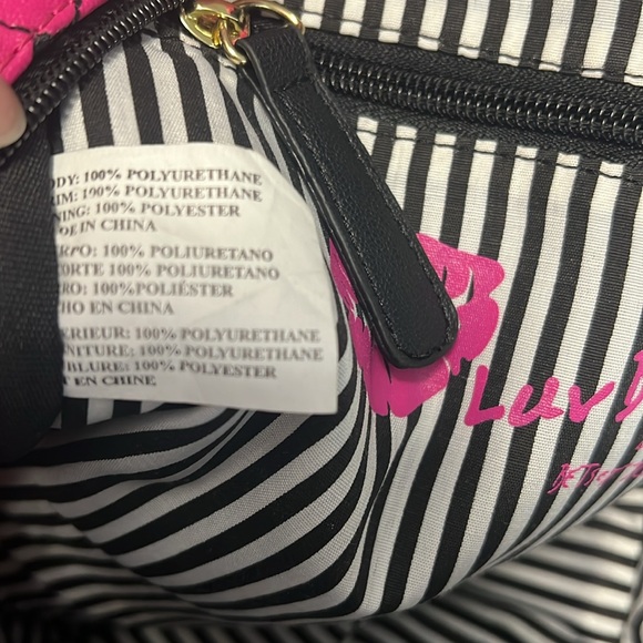 Luv Betsey Johnson Ador Mini Backpack Hot Pink Black Quilted Embroidered Hearts - Picture 6 of 9